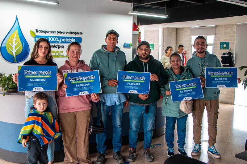 ¡Reutilizar sí paga! Empresas Públicas de La Ceja premió los mejores pesebres realizados con materiales aprovechables y reciclados